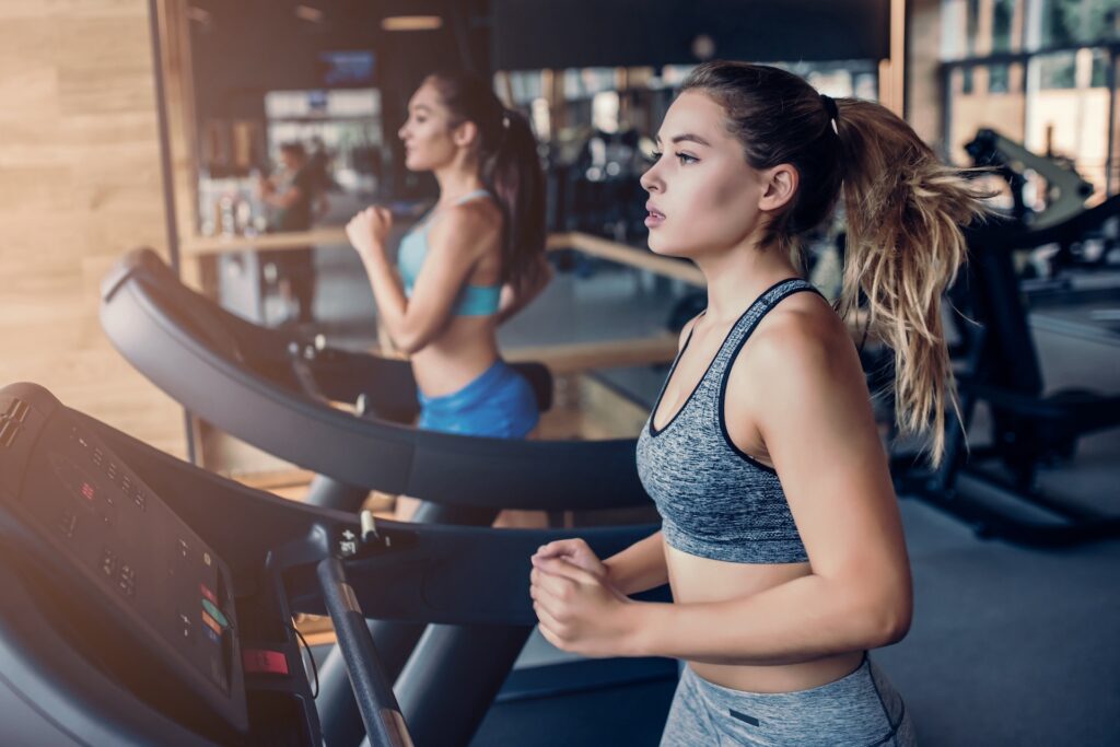 Fitness center: Girls on Treadmill